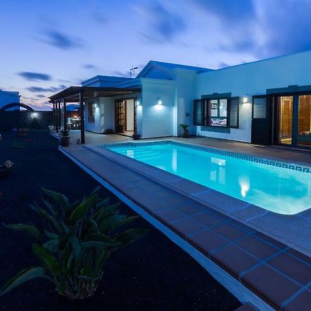 Villa El Faro Playa Blanca  Bagian luar foto