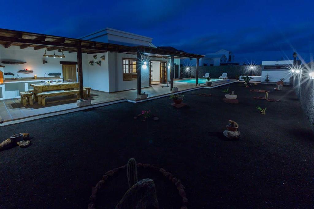 Villa El Faro Playa Blanca  Bagian luar foto